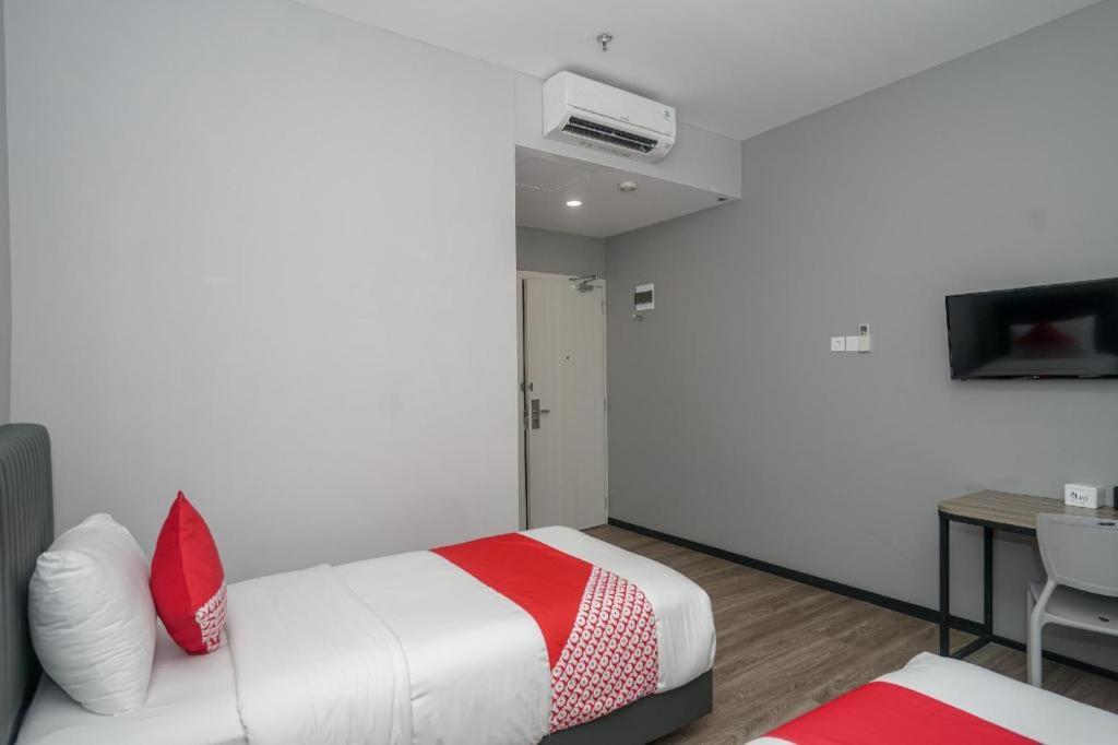 Oyo 568 Rajawali Homestay Palembang Zewnętrze zdjęcie