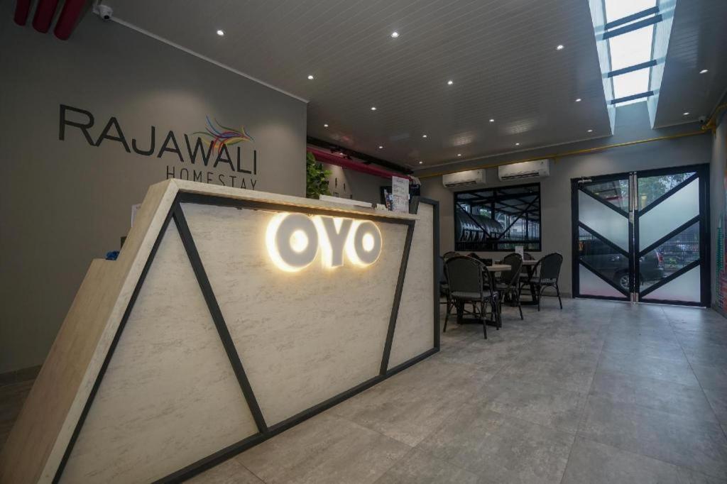 Oyo 568 Rajawali Homestay Palembang Zewnętrze zdjęcie