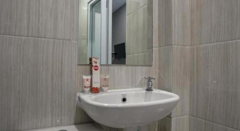 Oyo 568 Rajawali Homestay Palembang Zewnętrze zdjęcie