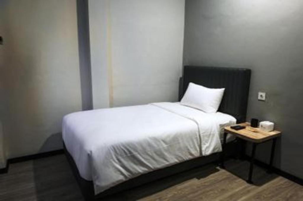 Oyo 568 Rajawali Homestay Palembang Zewnętrze zdjęcie