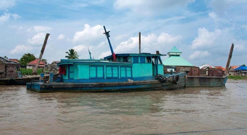 Oyo 568 Rajawali Homestay Palembang Zewnętrze zdjęcie