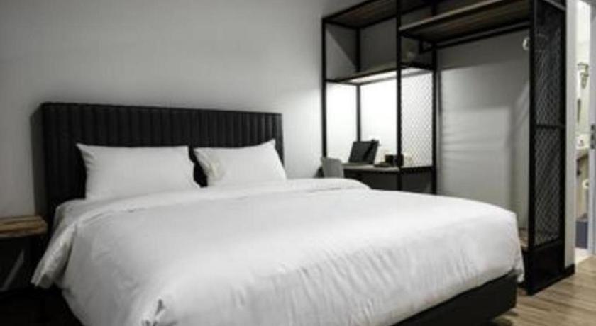 Oyo 568 Rajawali Homestay Palembang Zewnętrze zdjęcie