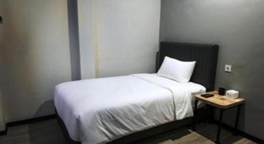 Oyo 568 Rajawali Homestay Palembang Zewnętrze zdjęcie
